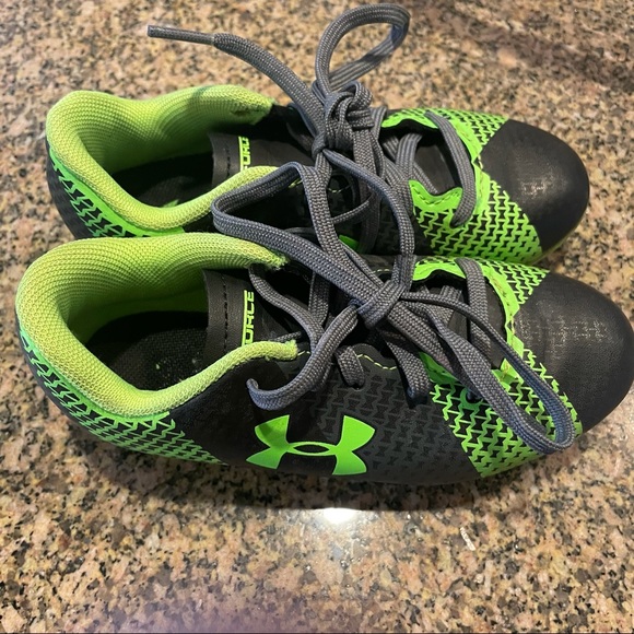 Under Armour Cleats toddler size 10 - Picture 2 of 5